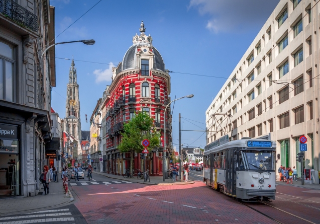 obrazy Picassa i Chagalla