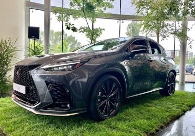  Lexus NX 
